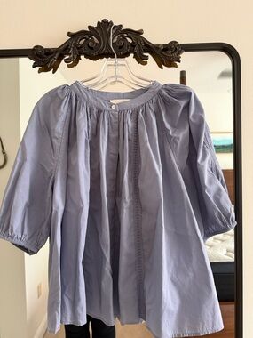 XiRENA Light Blue Peasant Top with Gathered Yoke